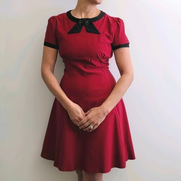 Vintage Miusil Inspired Dress - Picture 2 of 13